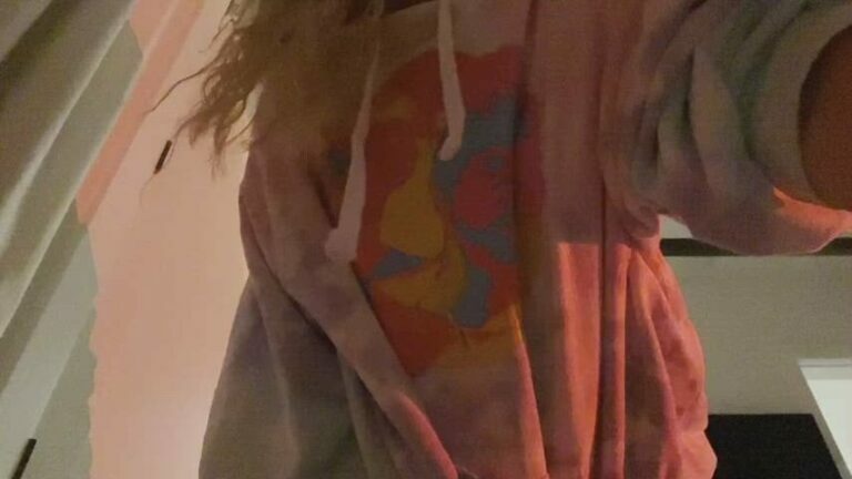 I Hope You Dont Mind That Im Braless Today Slutty