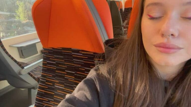 You Cum Over And I Suck Your Cock How Does