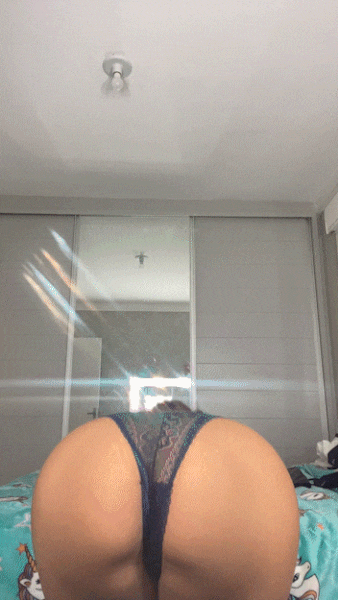 Young Freshman Couldnt Handle My Heavy Juicy Ass Slutty College