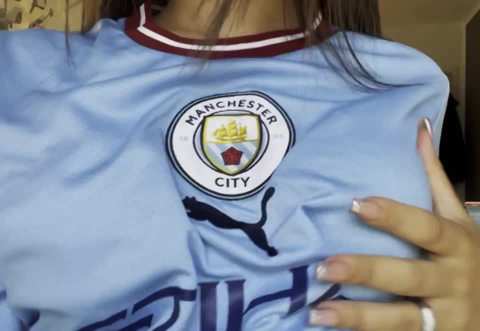 1689034236 579 Im Only 18 But I Bet I Could Make You