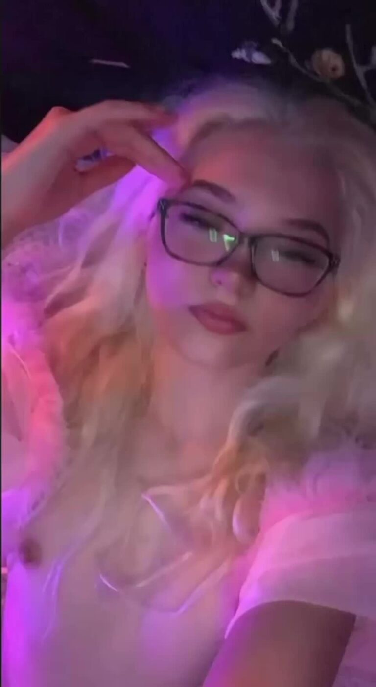 18F Petite Girl Or Gta6 Slutty College Girls