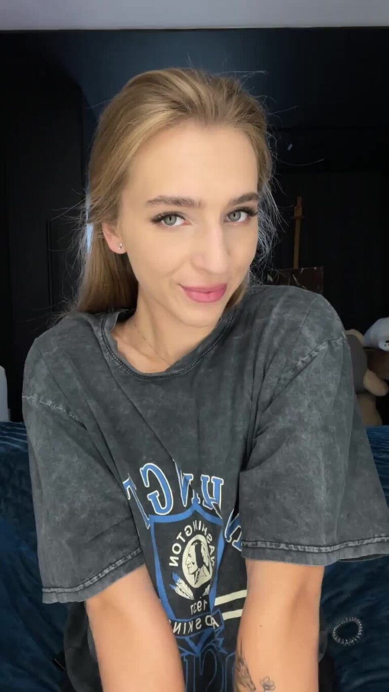 I Love Lifting My Shirt Up Just Like This 19F