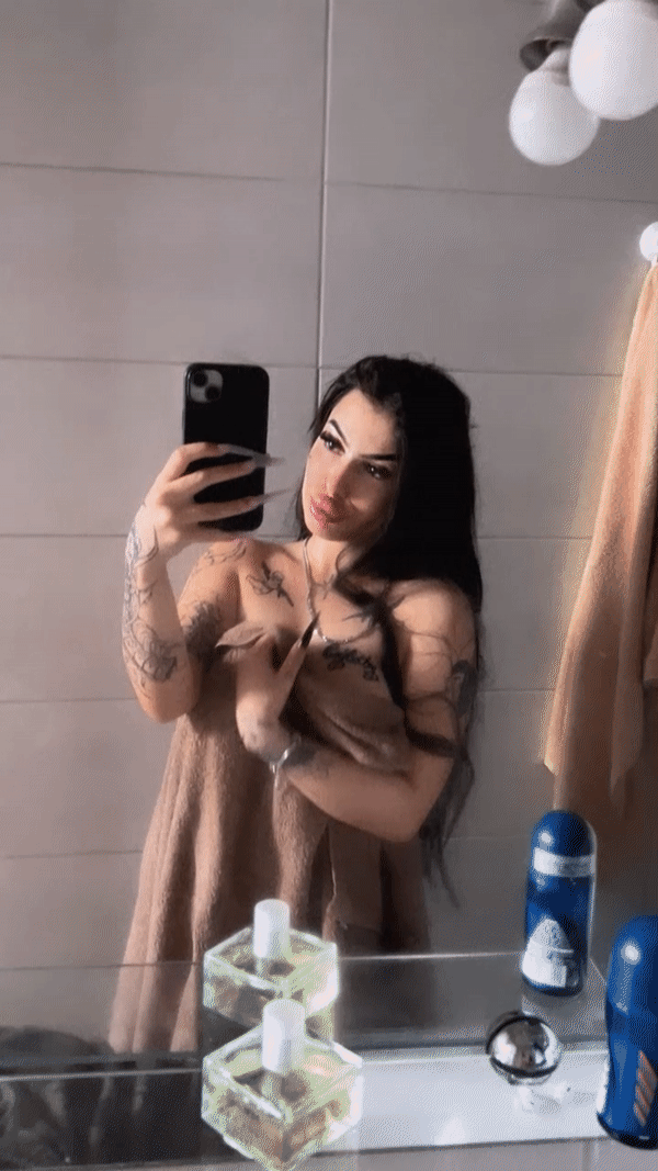 Im In A Very Naughty Mood In My Bathroom Slutty