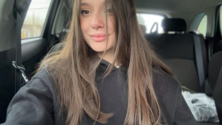 Your Daughters Bestfriend Sends You This Slutty College Girls