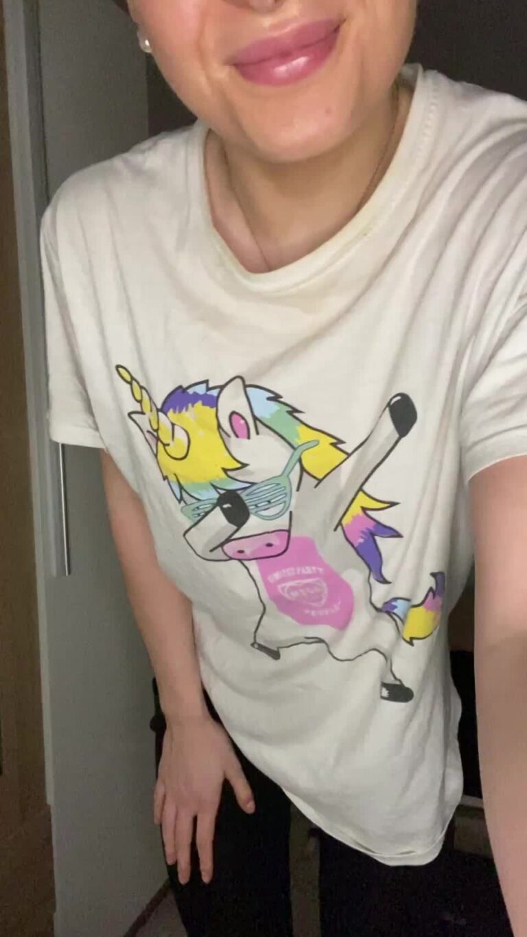 This Big And Juicy Ass Needs A Chair Would You