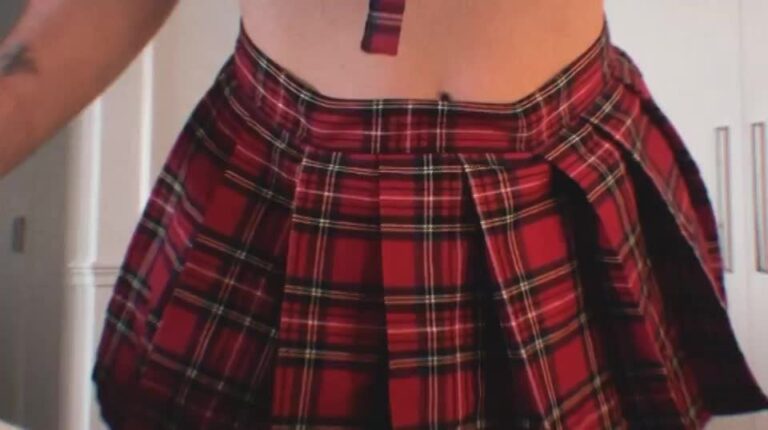 This Cute College Slut Needs To Be Eaten
