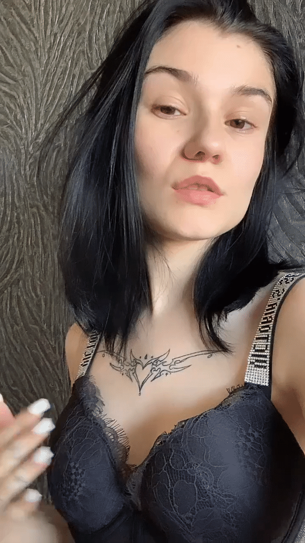 Getting Ready For A College Slutty College Girls