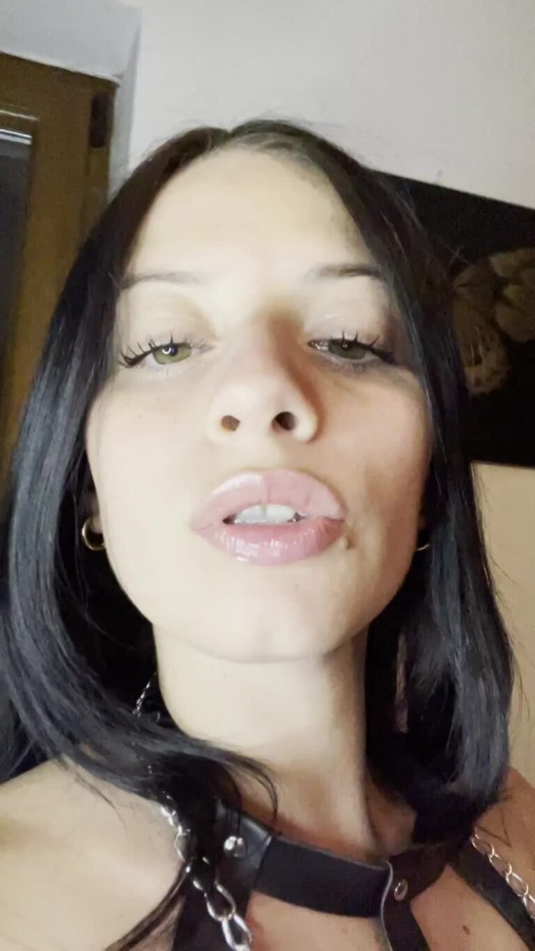 If I Was Your Roommate What Would You Do Slutty