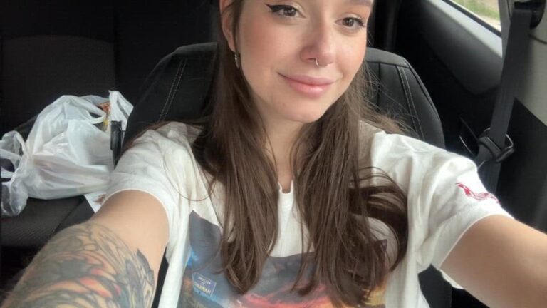 My Boobs Arent Big But Theyre Very Sexy And Sweet