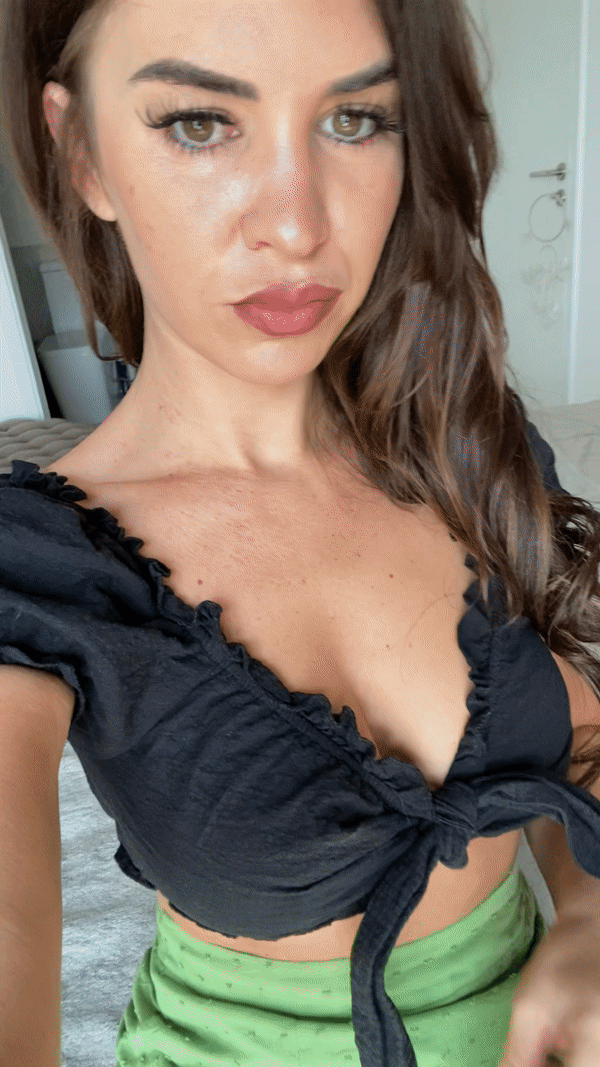 Which Whole Makes Wanna Cum In It More Slutty College