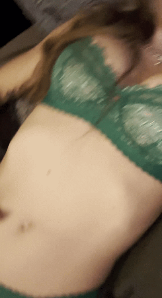 Would You Fuck Me On The First Date Slutty College