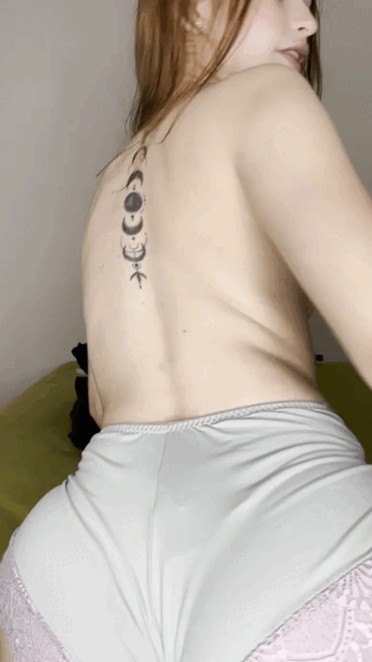 Does Older Guys Actually Find My Tiny Body Attractive Or No.. 18F Ginger