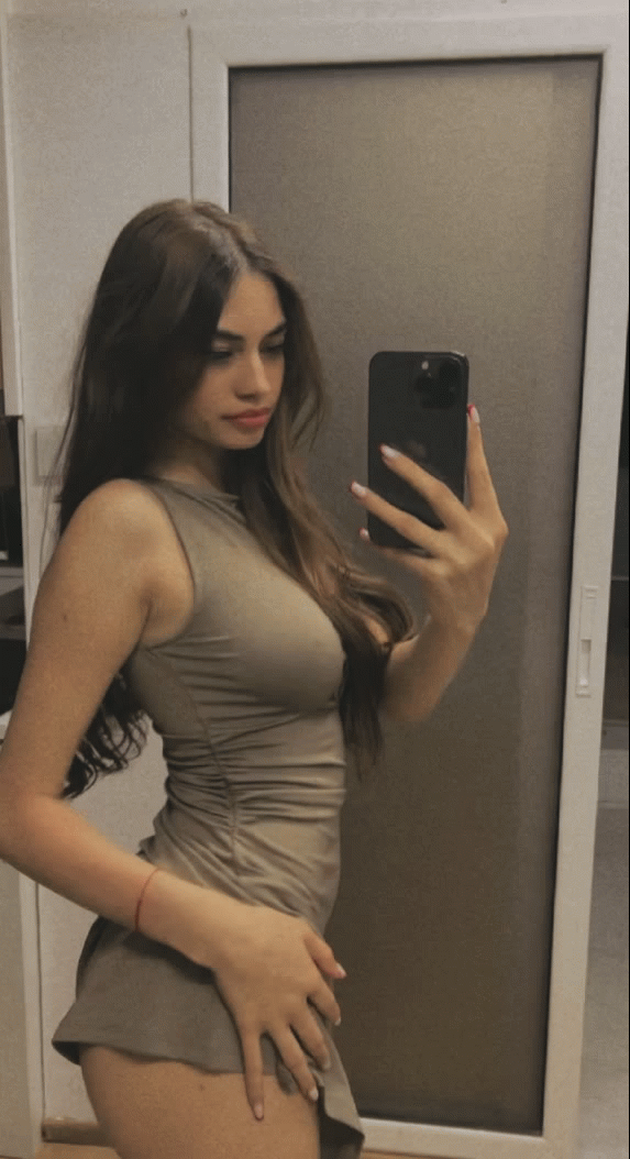 Describe My Body And Be Honest
