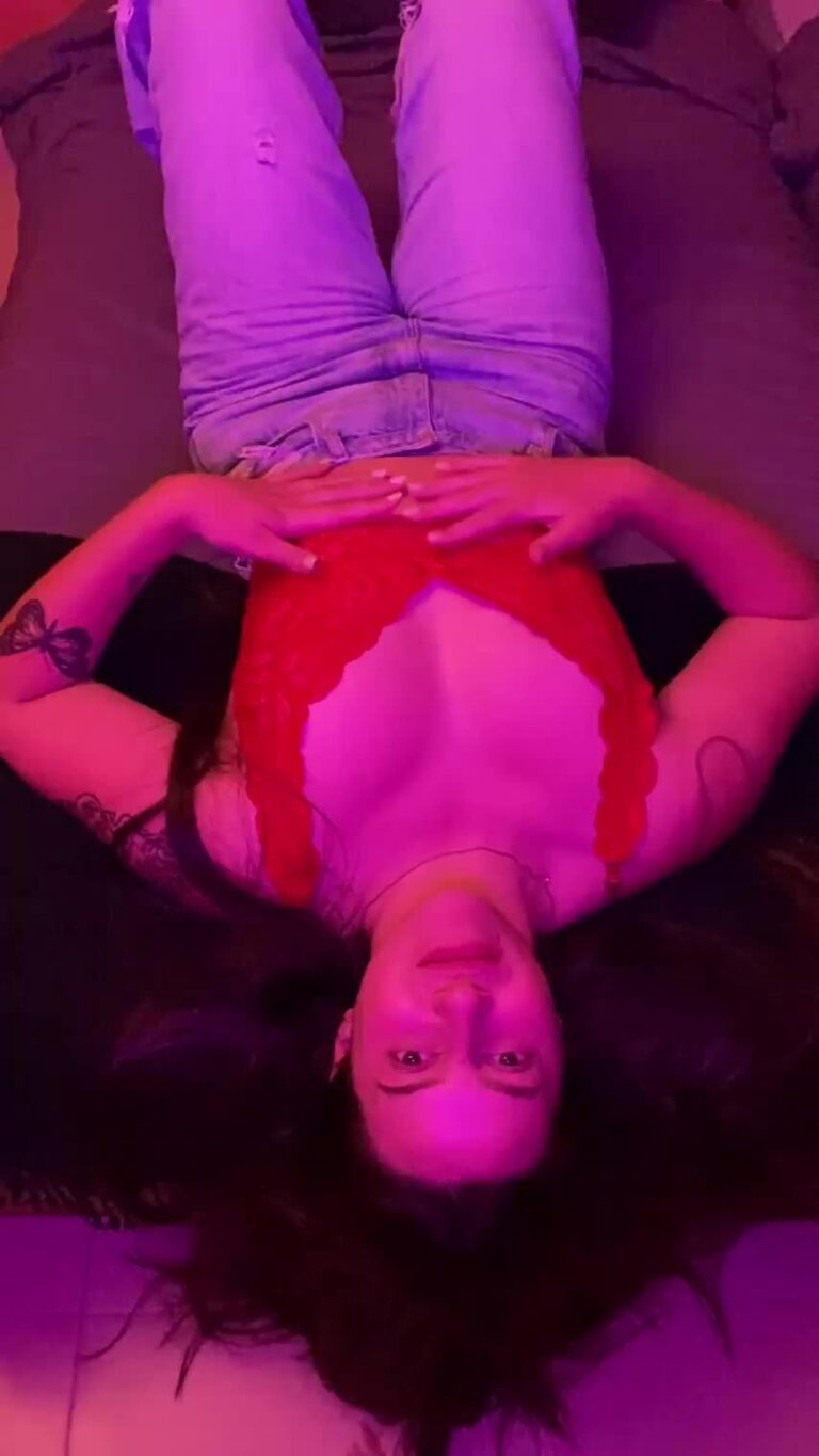 A Good Girl Undresses After Datenight D Slutty College Girls