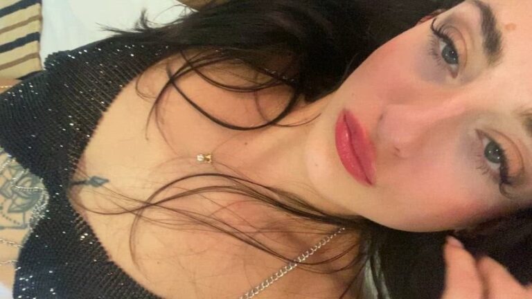 Im Slut Very Naugthy For You Slutty College Girls