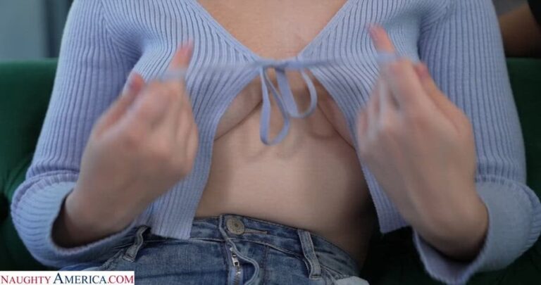 [Ellie Nova, 22] Hot busty friend