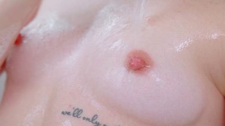 [Tess Thompson, 22] Always Wet