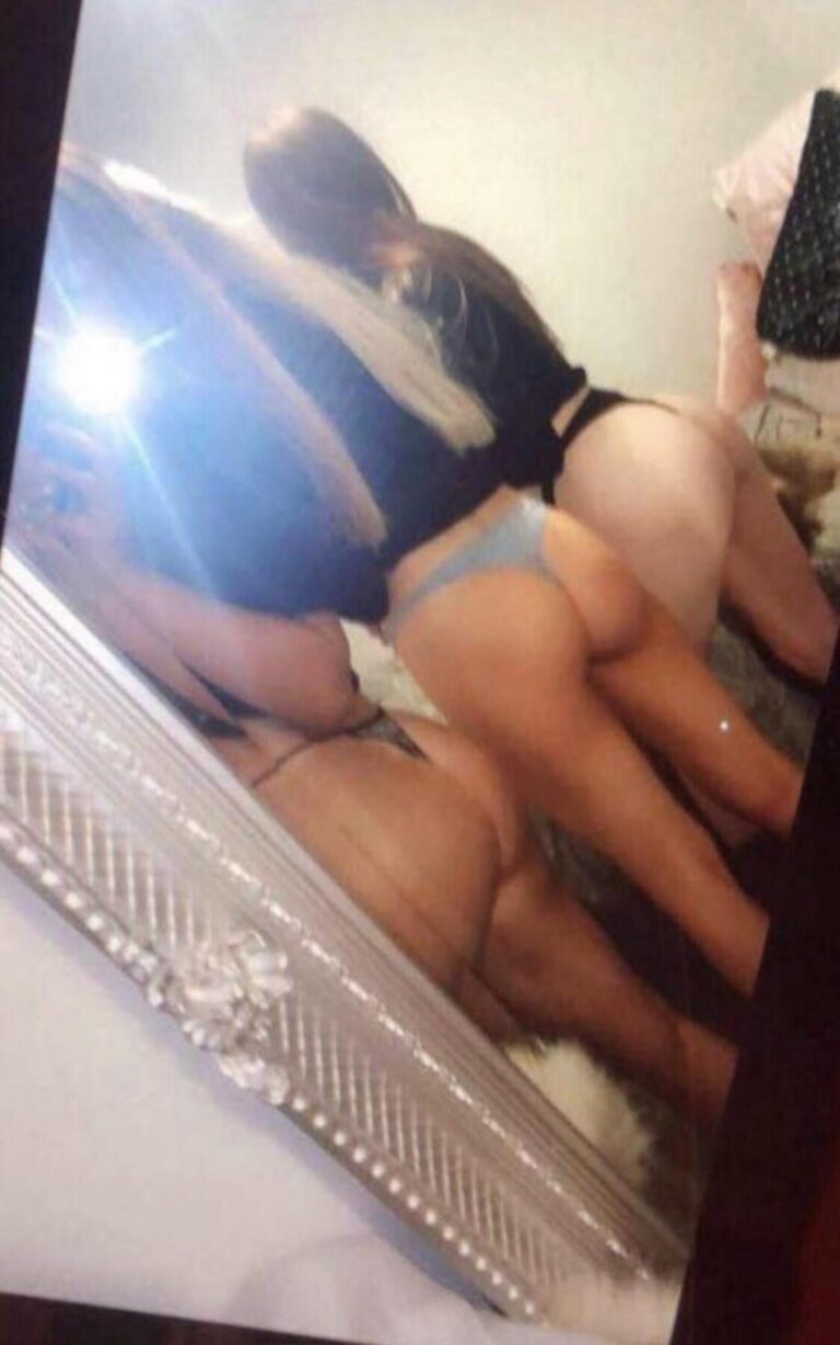 Any Guys Into My Tweith Grade Body.. Hi