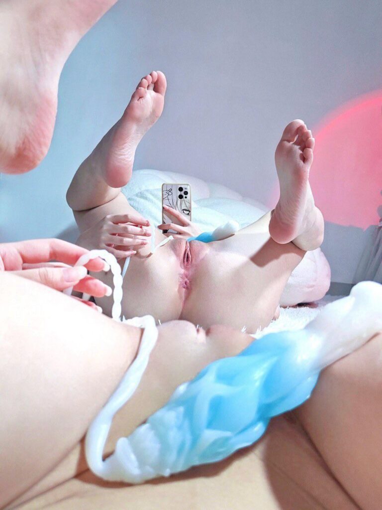 My Pussy Craves Attention, Who'S Brave Enough To Offer It?