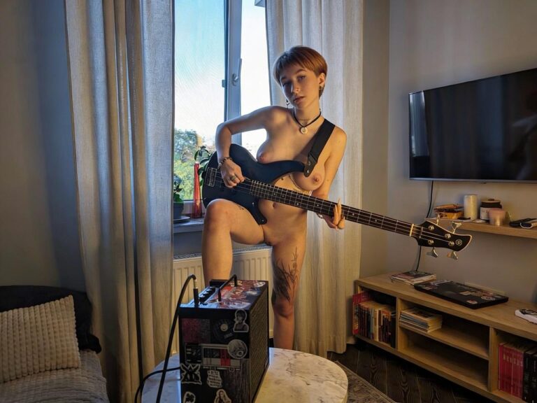 Can U Rate Me From 1-10?