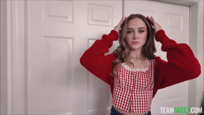 Daisy Fox 19 A Foxy Little Newcomer Porn Starlet