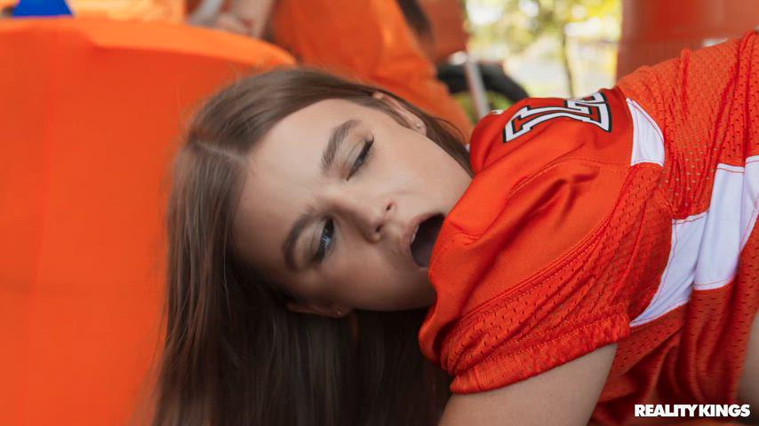 Sky Wonderland 24 Getting Fucked Outside Porn Starlet